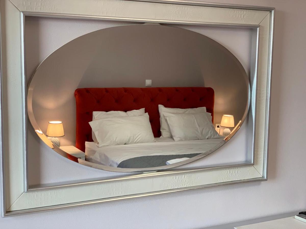 Dioni Hotel Adelianos Kampos Zewnętrze zdjęcie