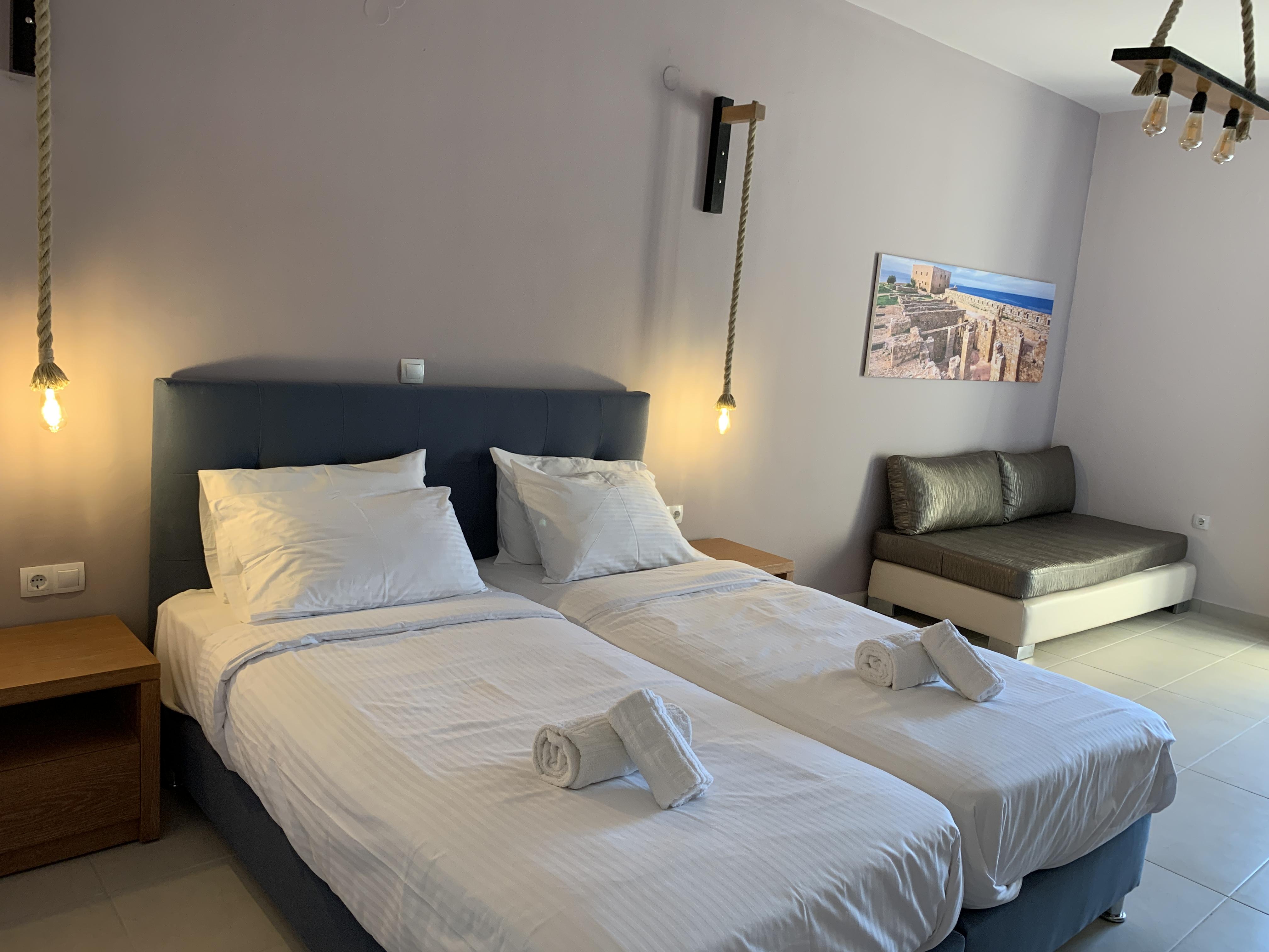 Dioni Hotel Adelianos Kampos Zewnętrze zdjęcie