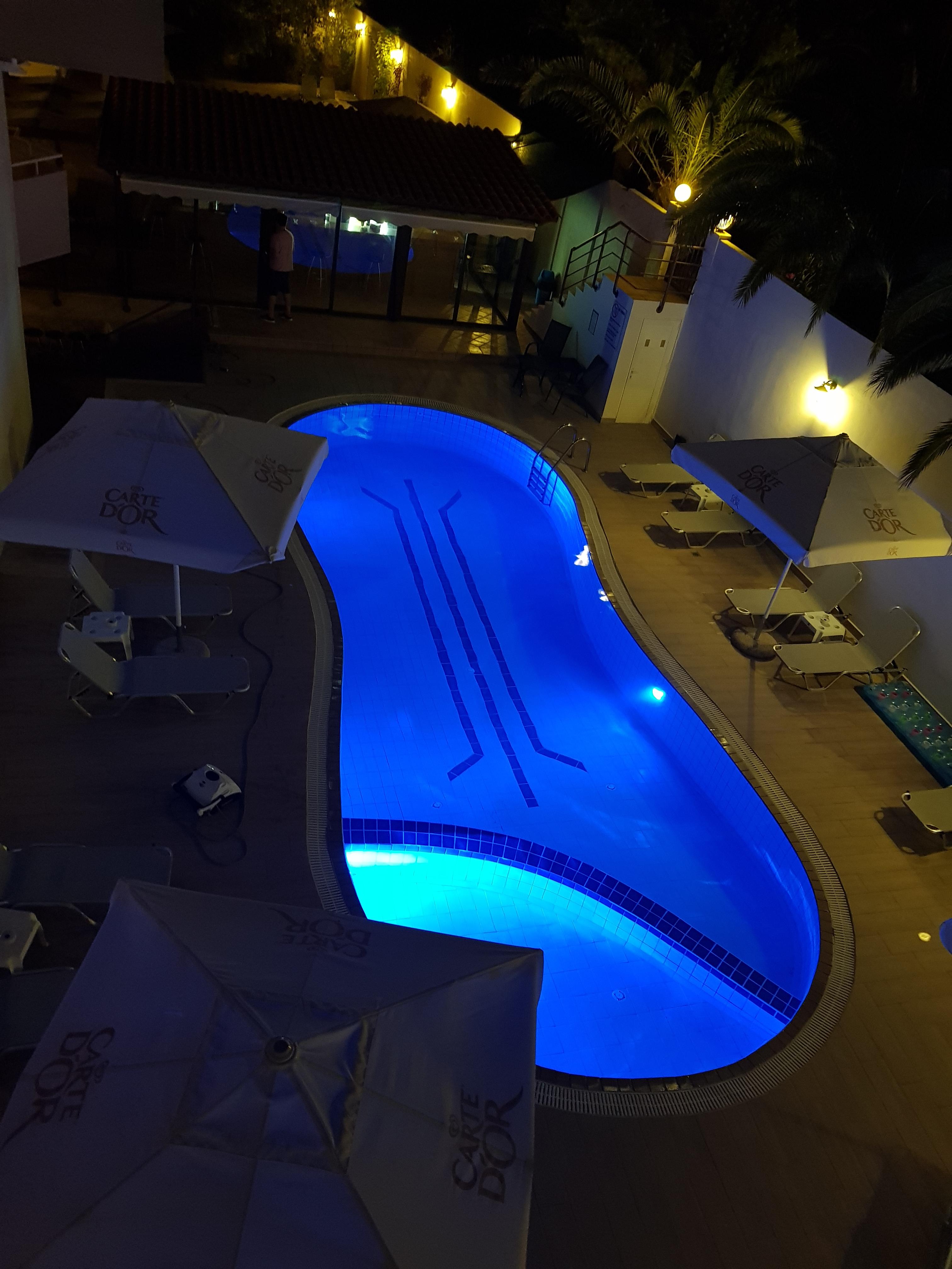 Dioni Hotel Adelianos Kampos Zewnętrze zdjęcie