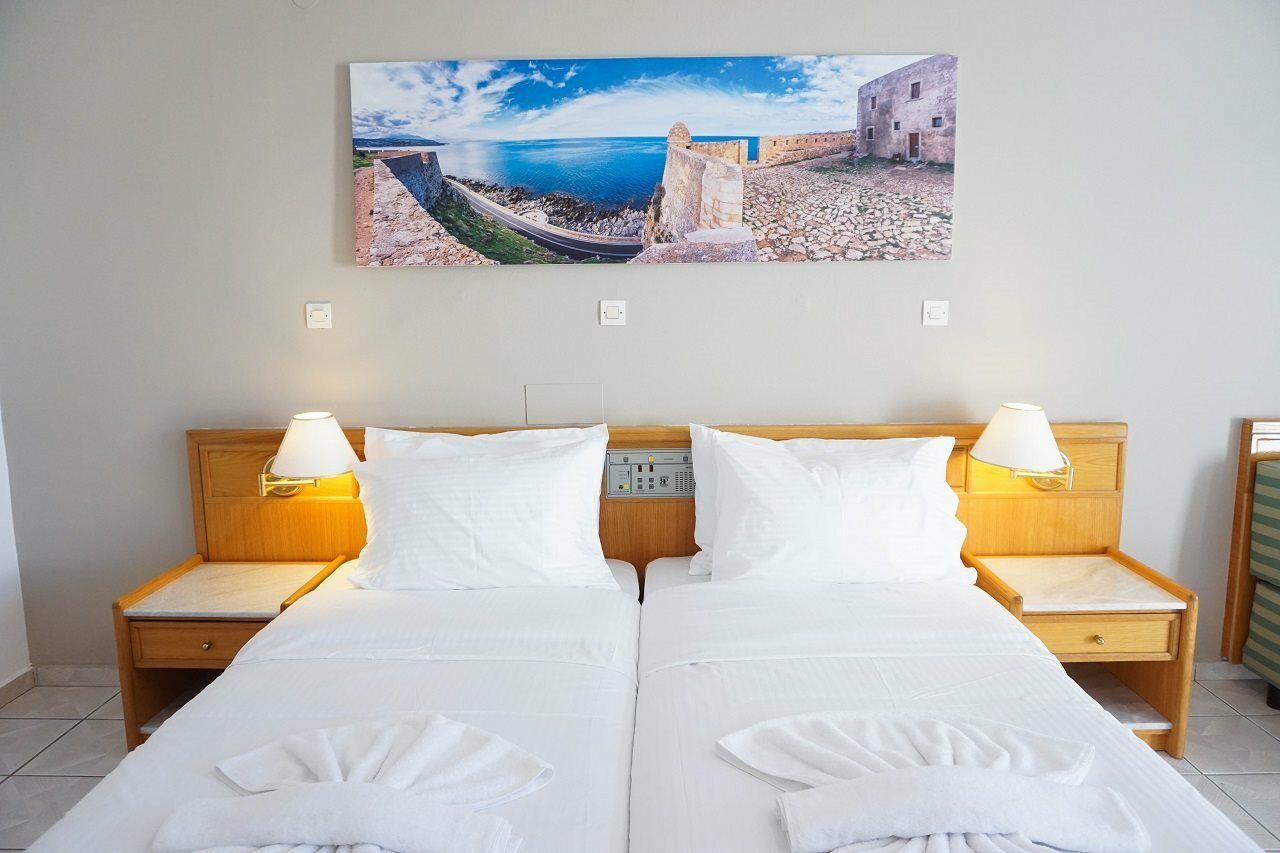 Dioni Hotel Adelianos Kampos Zewnętrze zdjęcie
